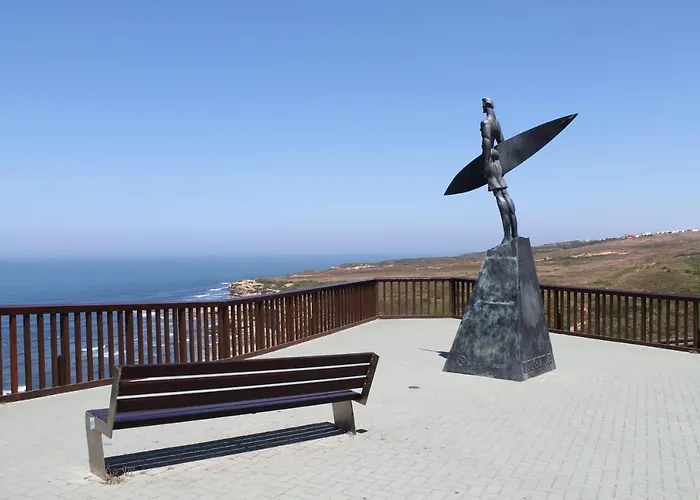 بيت شباب Destination إيريسييرا