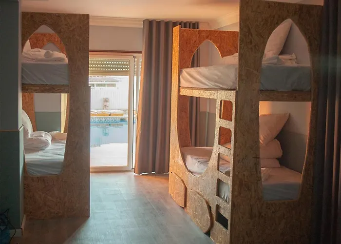 Destination بيت شباب إيريسييرا