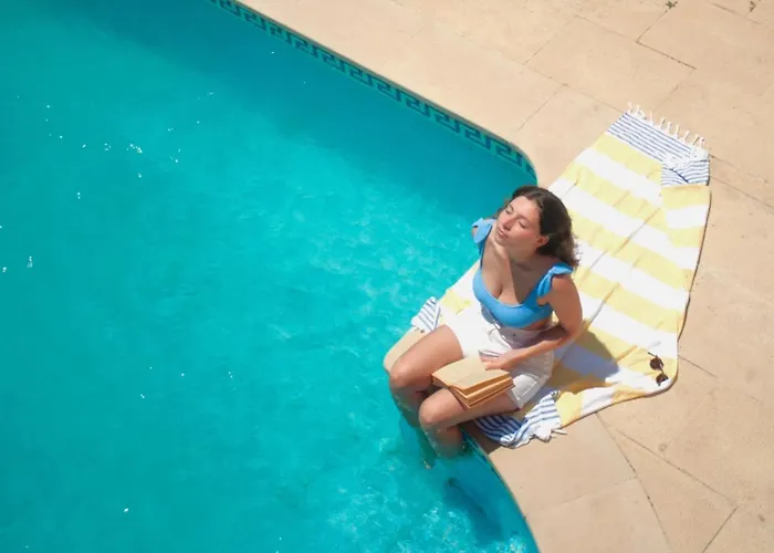 بيت شباب Destination